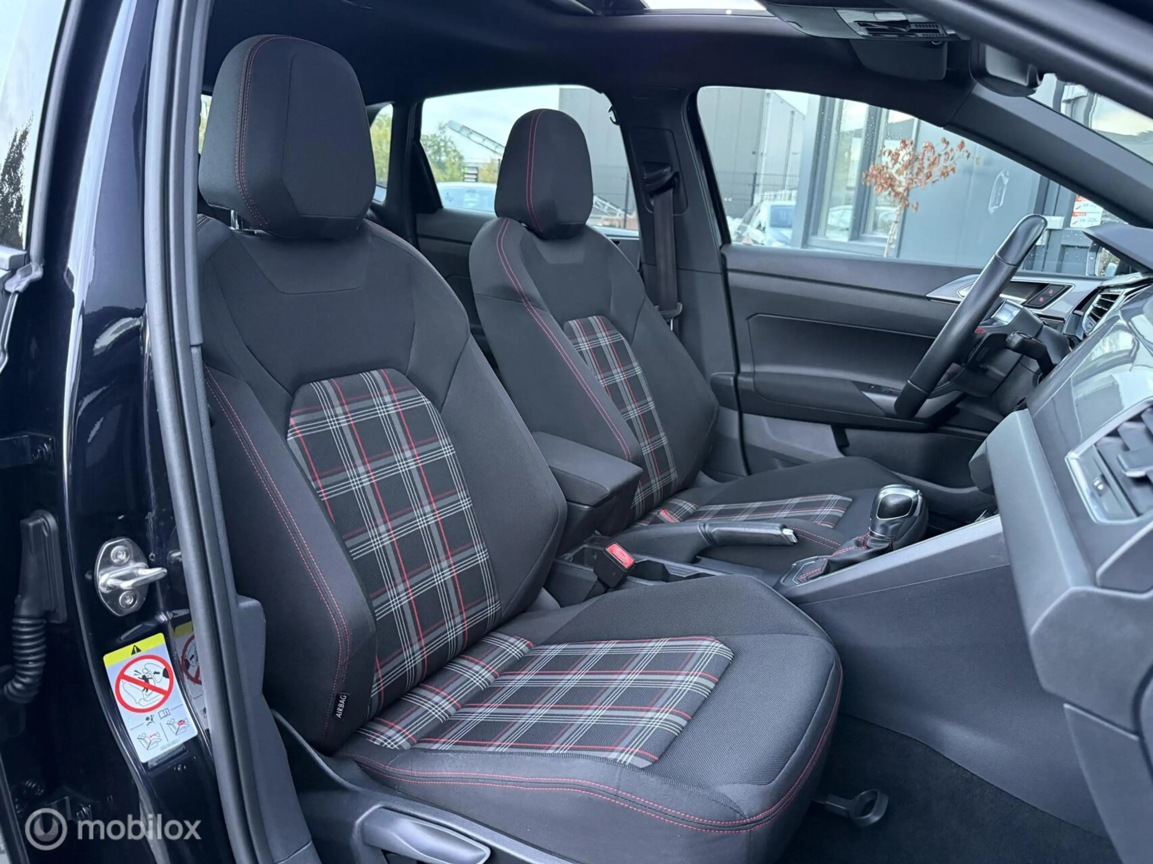 Volkswagen Polo GTI 2.0 TSI 200 PK / Pano / Camera / ACC — photo 8