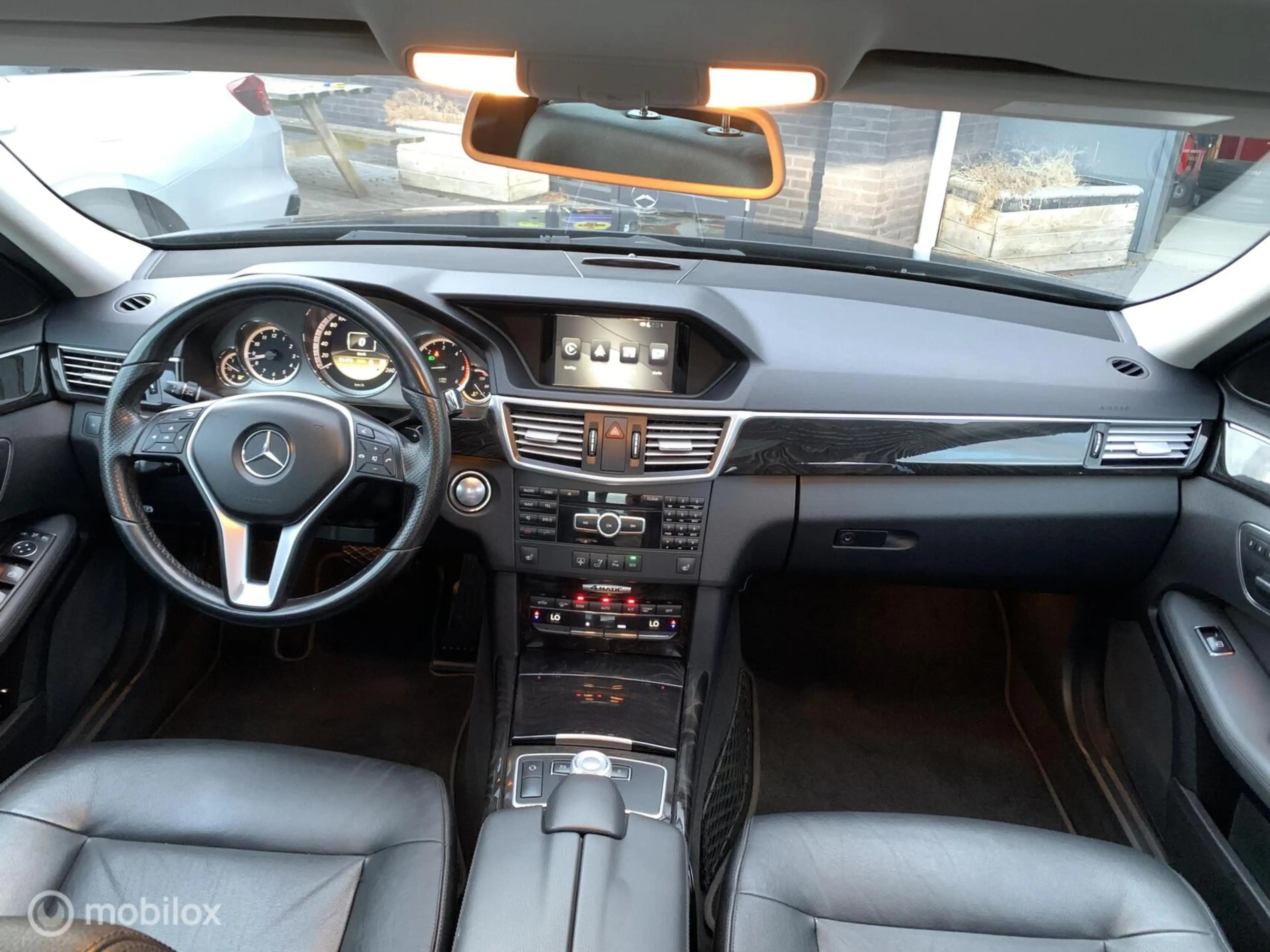Mercedes-Benz E 250 CDI Business Class-Avantgarde 4-Matic — photo 12