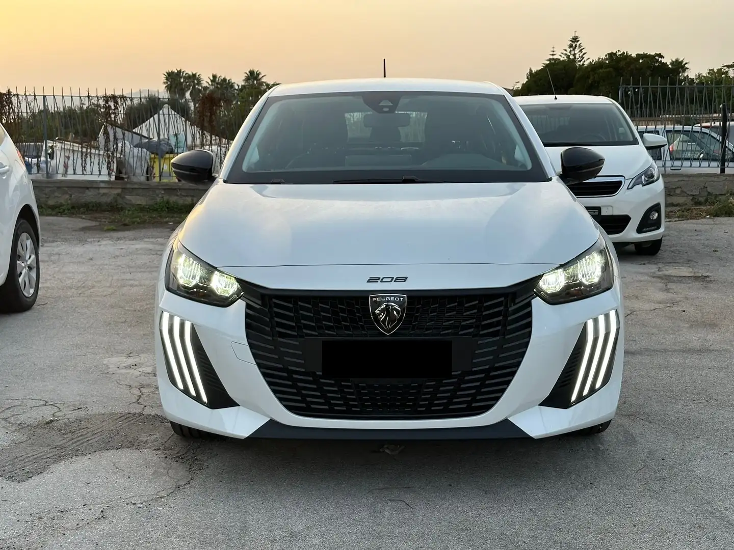 Peugeot 208 PureTech 75 5 porte Active Bianco - 1
