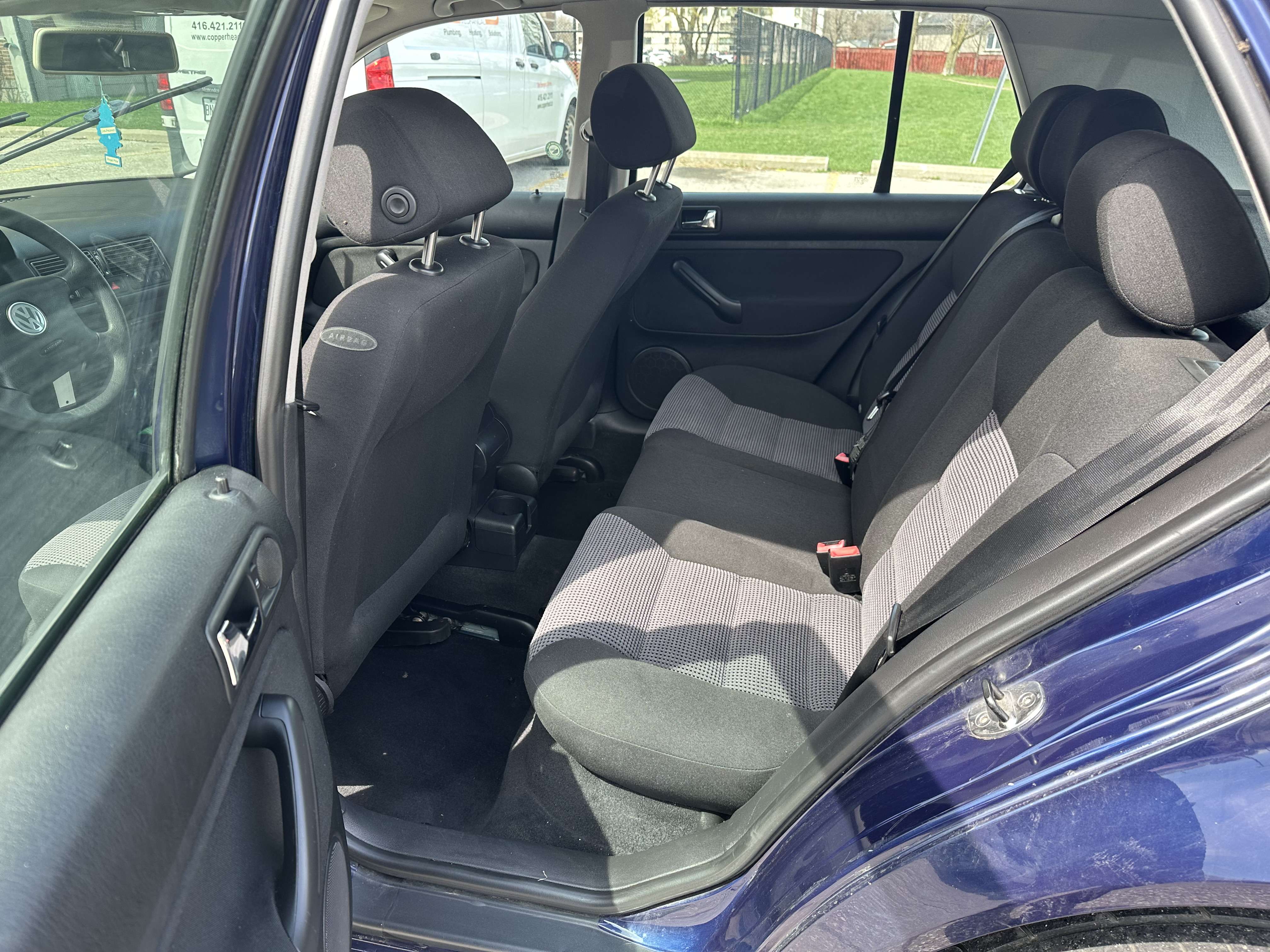 2004 Volkswagen Golf GLS thumb 12
