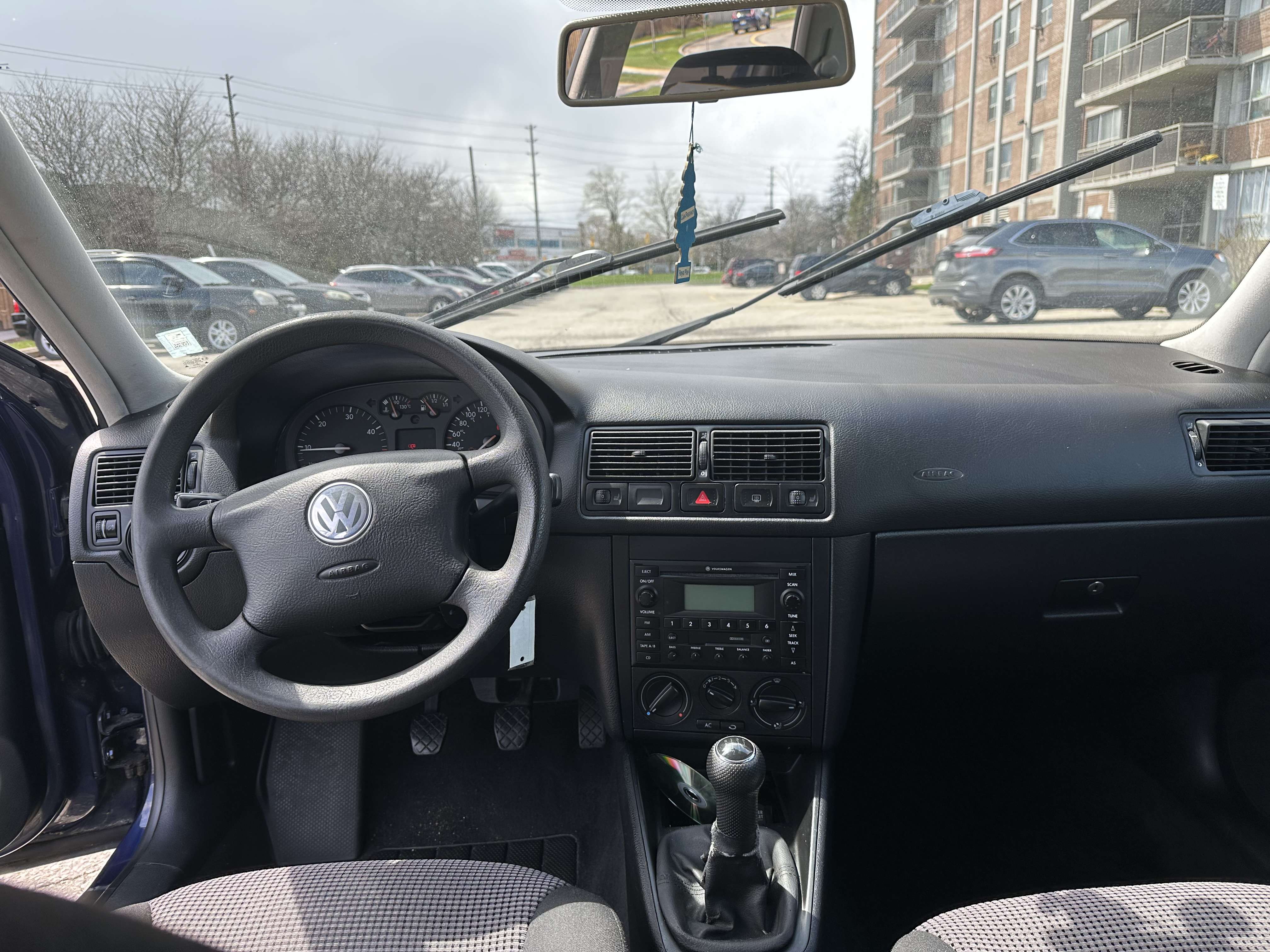 2004 Volkswagen Golf GLS thumb 13