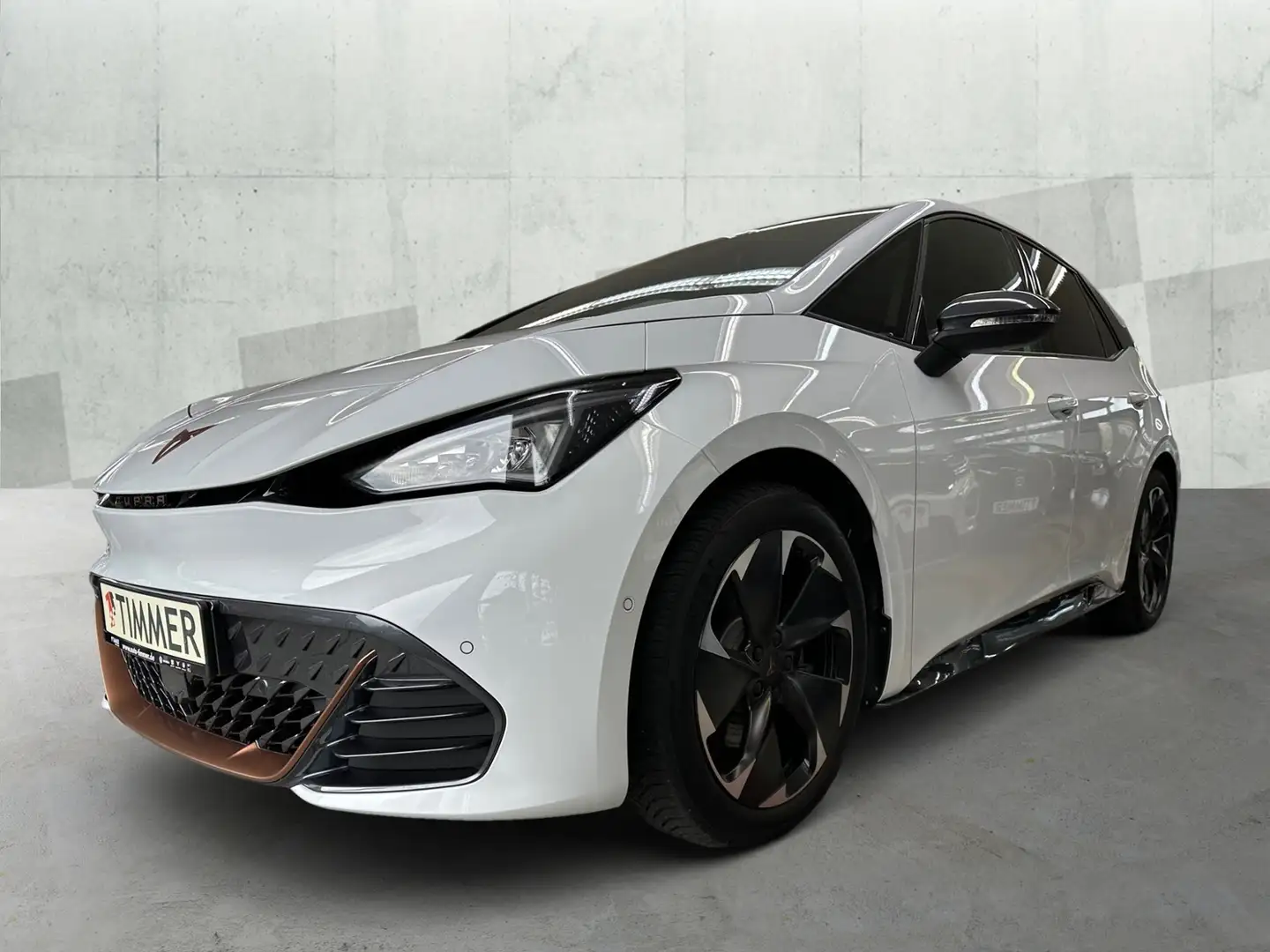CUPRA Born 62 kWh +WÄPU +LED +ACC +RKAM +NAVI +SHZ +19" + Weiß - 2