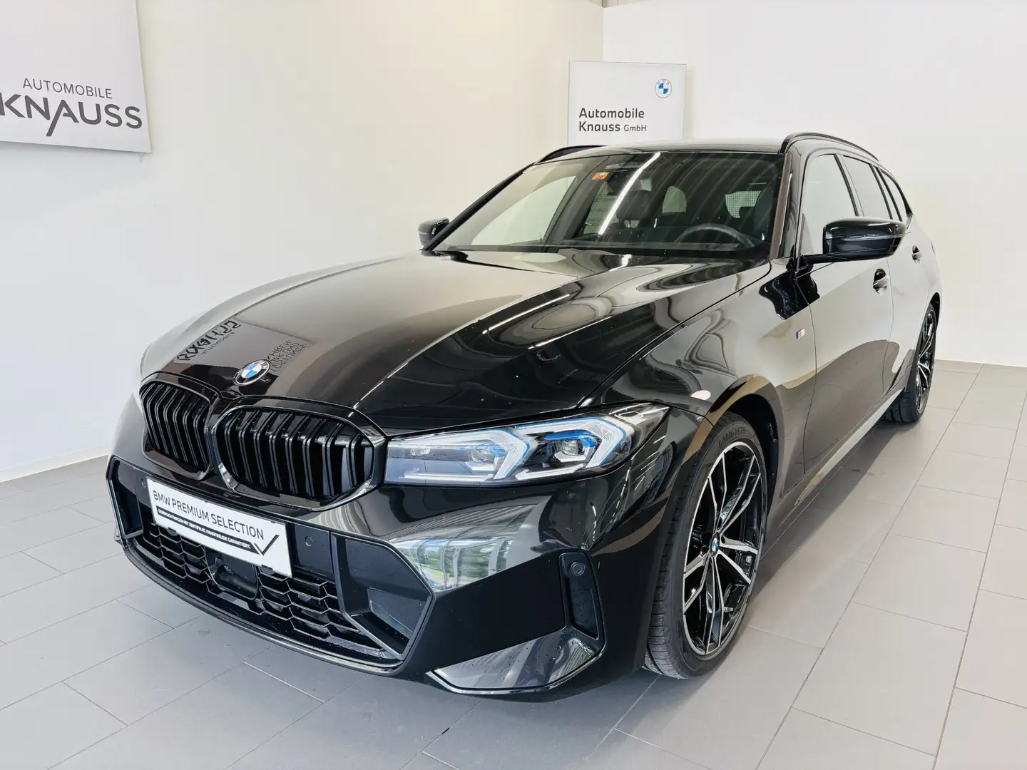 BMW 320 d xDrive Schwarz - 2