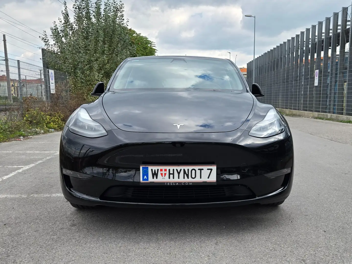 Tesla Model Y Model Y Performance [1A Zustand, viele Extras] Schwarz - 1