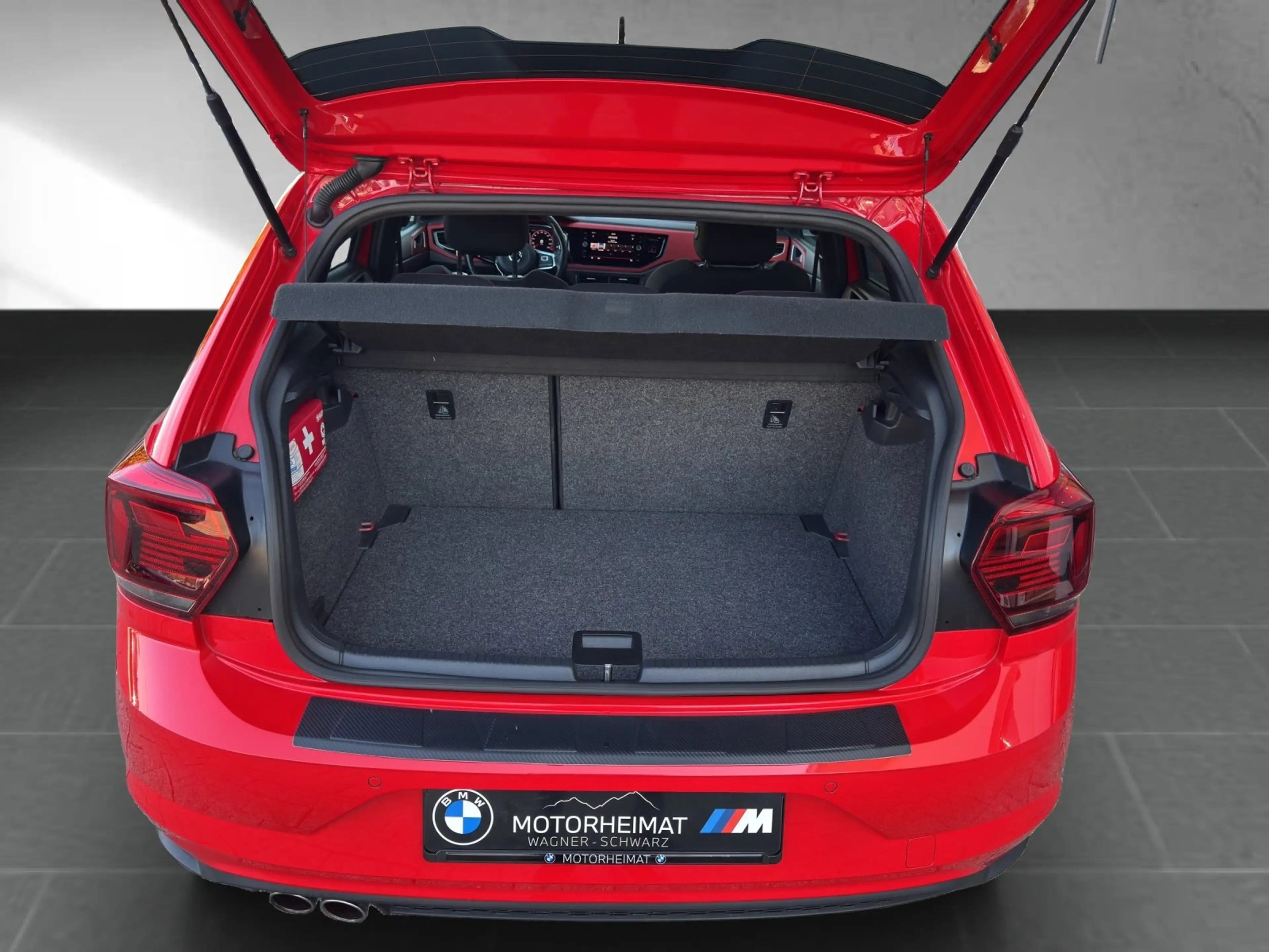 Volkswagen Polo GTI 2.0 TSI DSG LED ACC RFK — photo 12