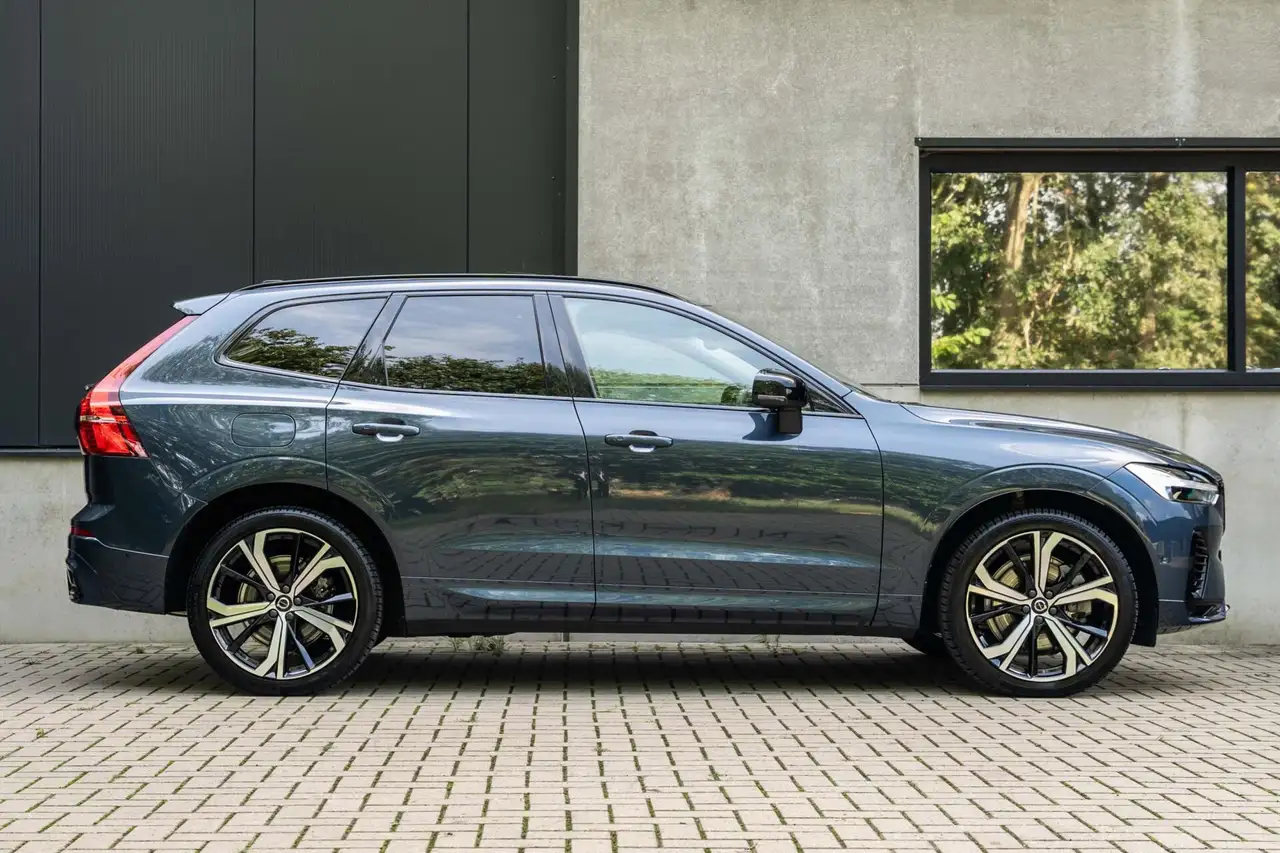 Volvo XC60 T6 Ultimate Dark B&W 360° Pano HUD Trekhaak 21'', миниатюра 7