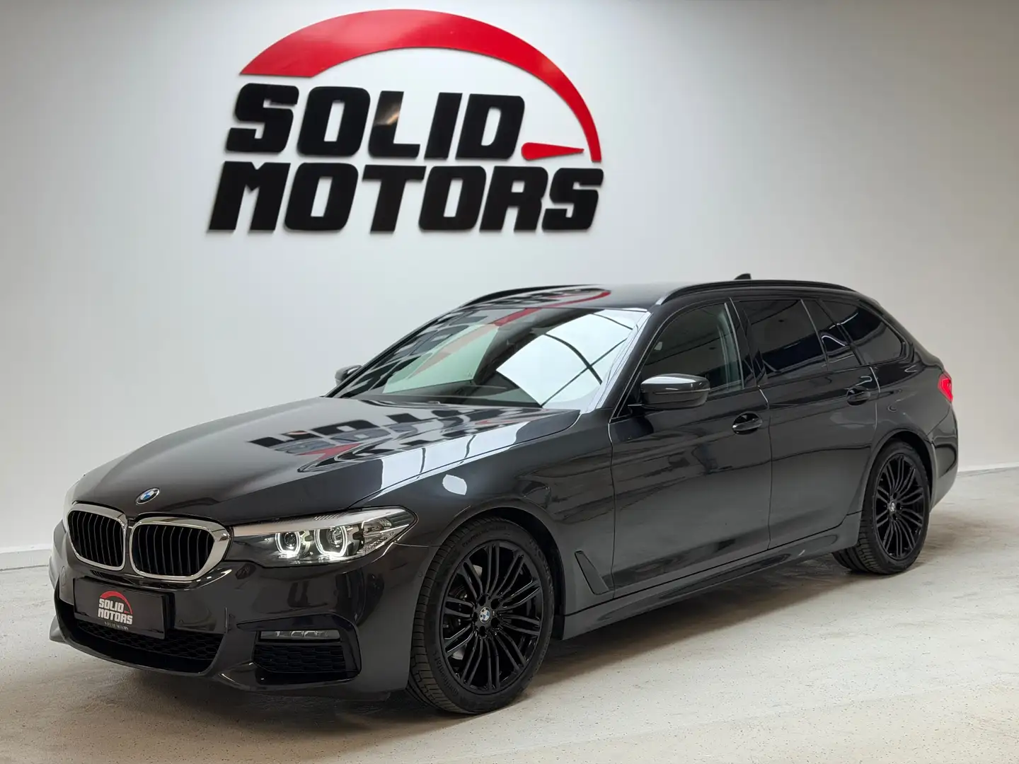 BMW 520 520 d M Sport/Sitzkühlung/Memory/Kamera/LED/Tot Grau - 1