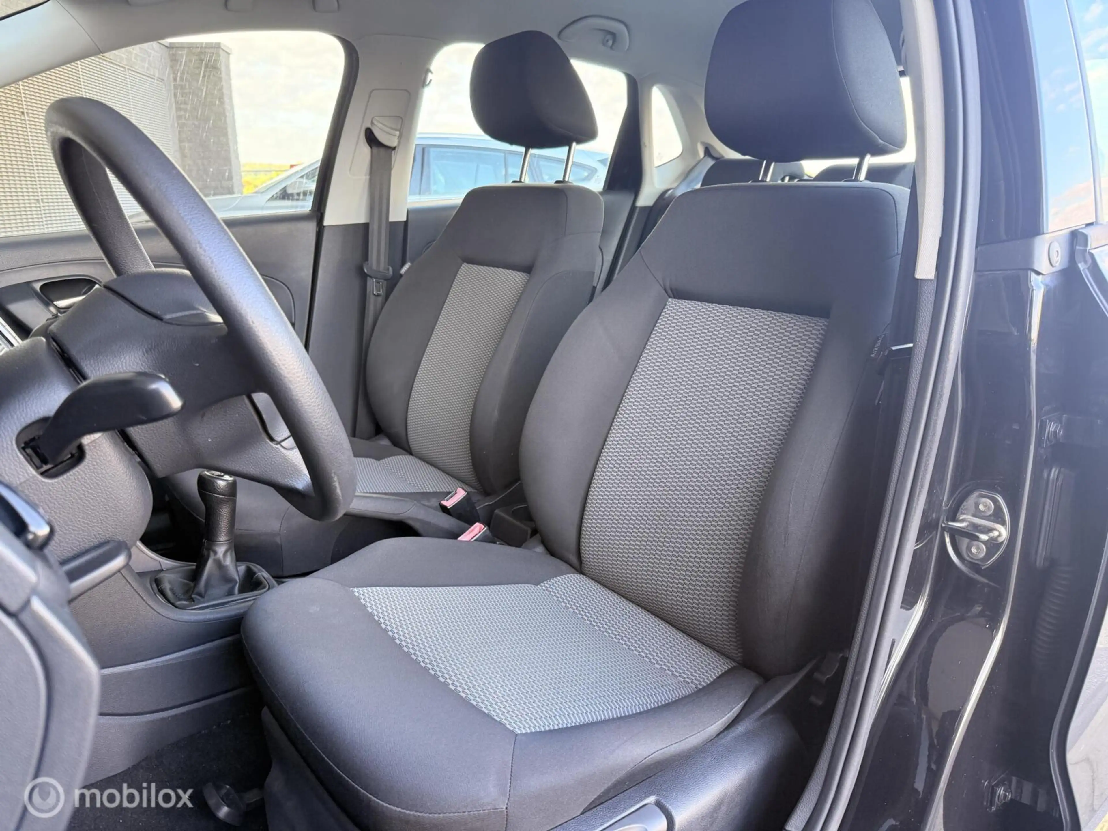 Volkswagen Polo 1.4 Highline Apple CarPlay|Nwe APK| Nwe Dist — photo 4