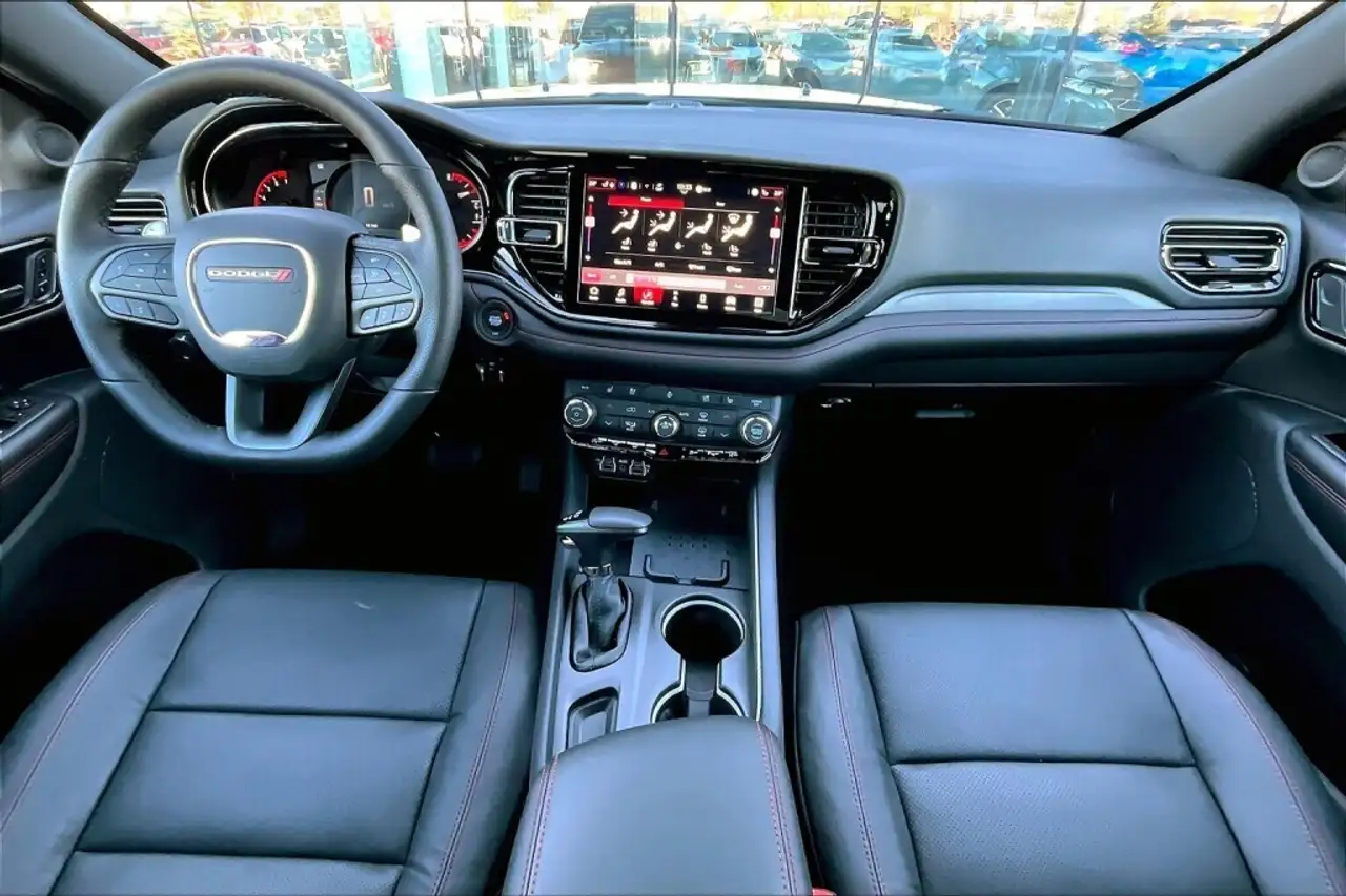 Dodge Durango снимка Dodge Durango