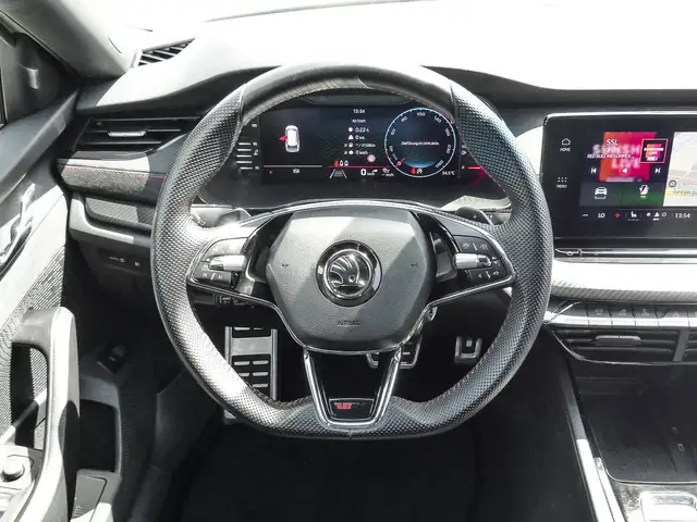 Skoda Octavia view 13