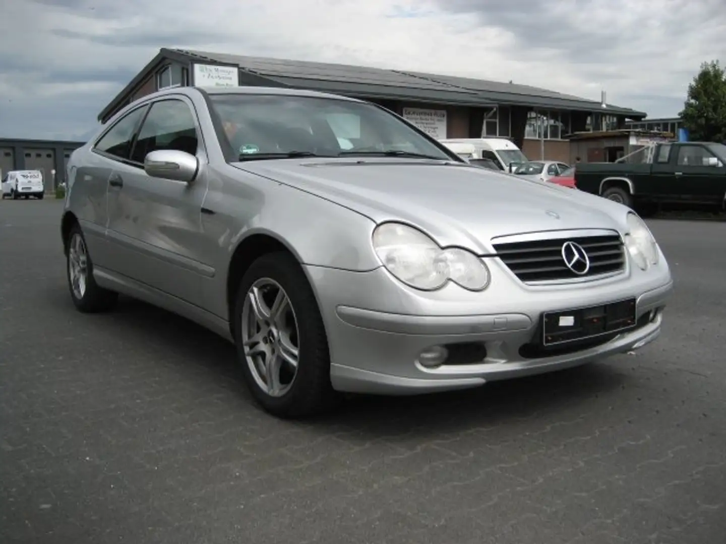 Mercedes-Benz C 180 Sportcoupe Argent - 1