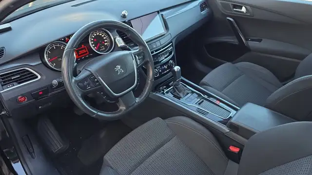 Peugeot 508 view 8