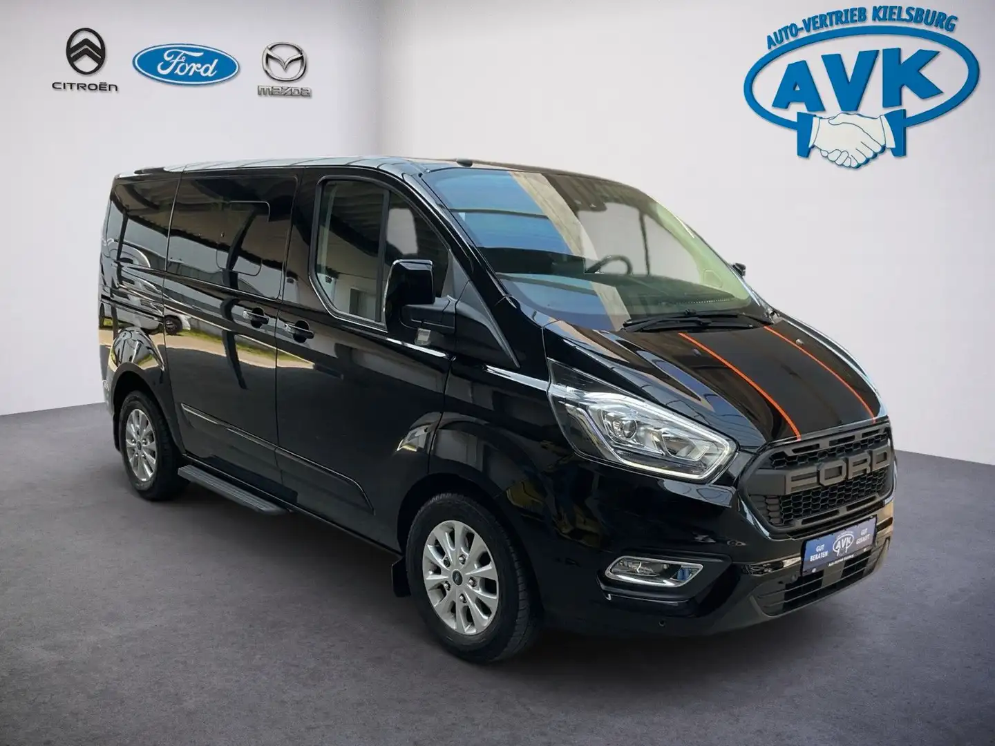 Ford Tourneo Custom Euroline Schwarz - 1
