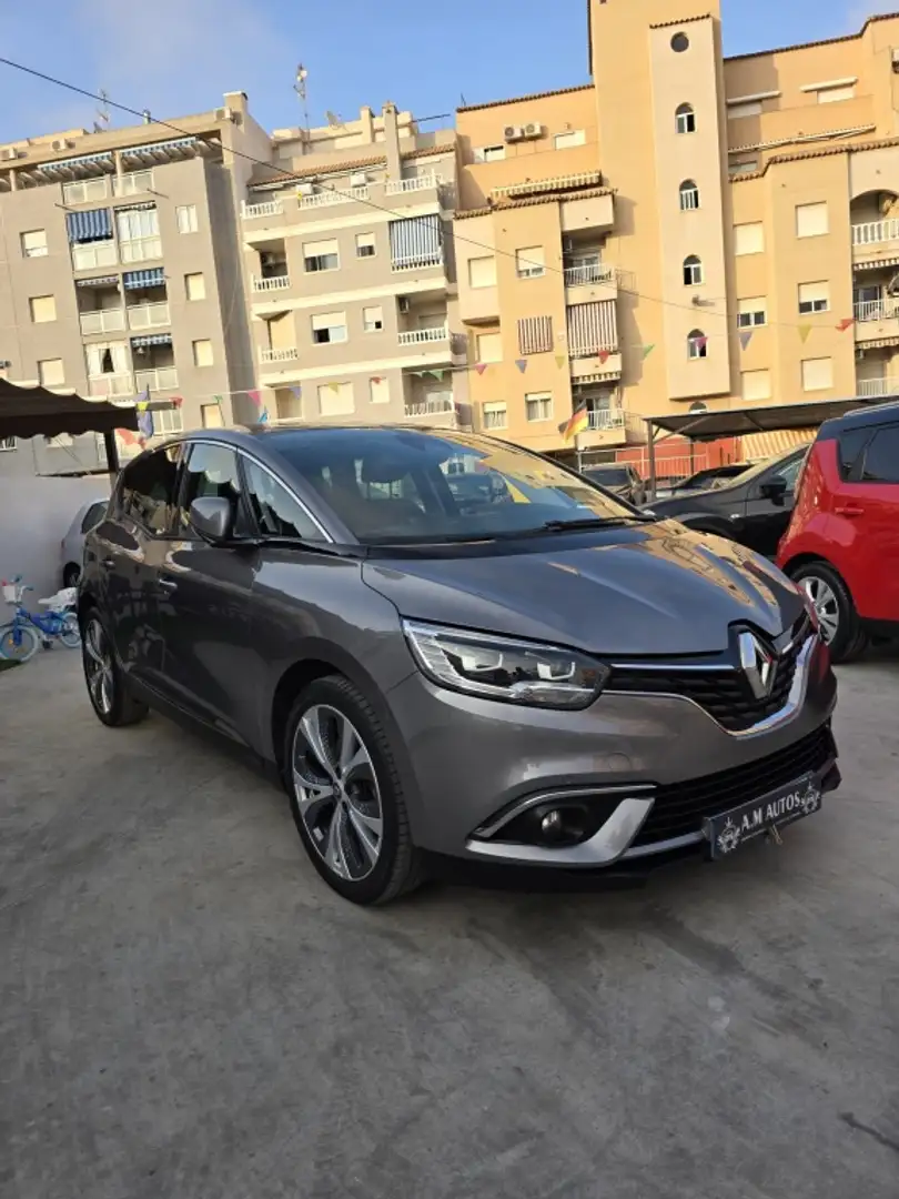 Renault RENAULT Scénic Monovolumen  Manual de 5 Puertas Gri - 1
