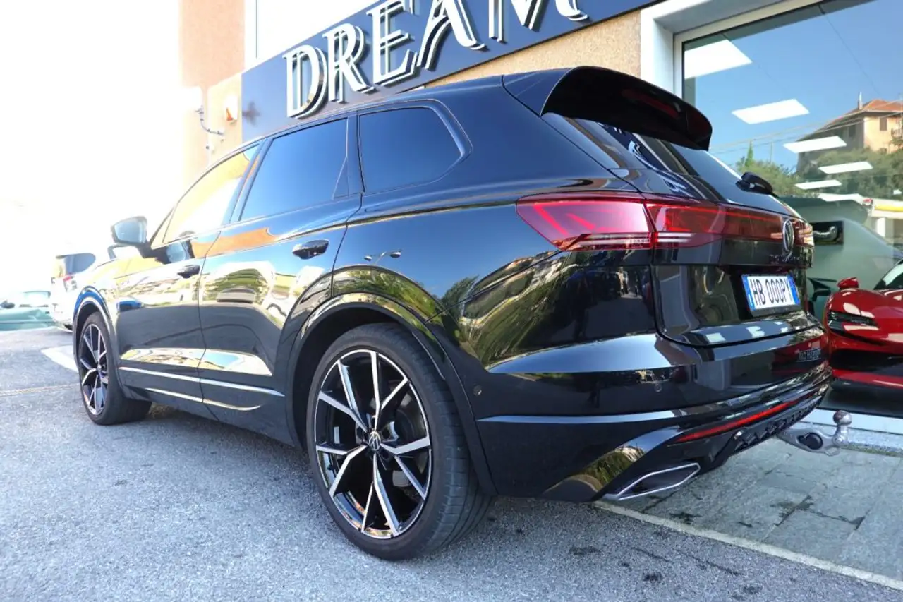 Volkswagen Touareg 3.0 V6 TDI SCR R-Line CERCHI DA 22"-GANCIO TRAINO 3