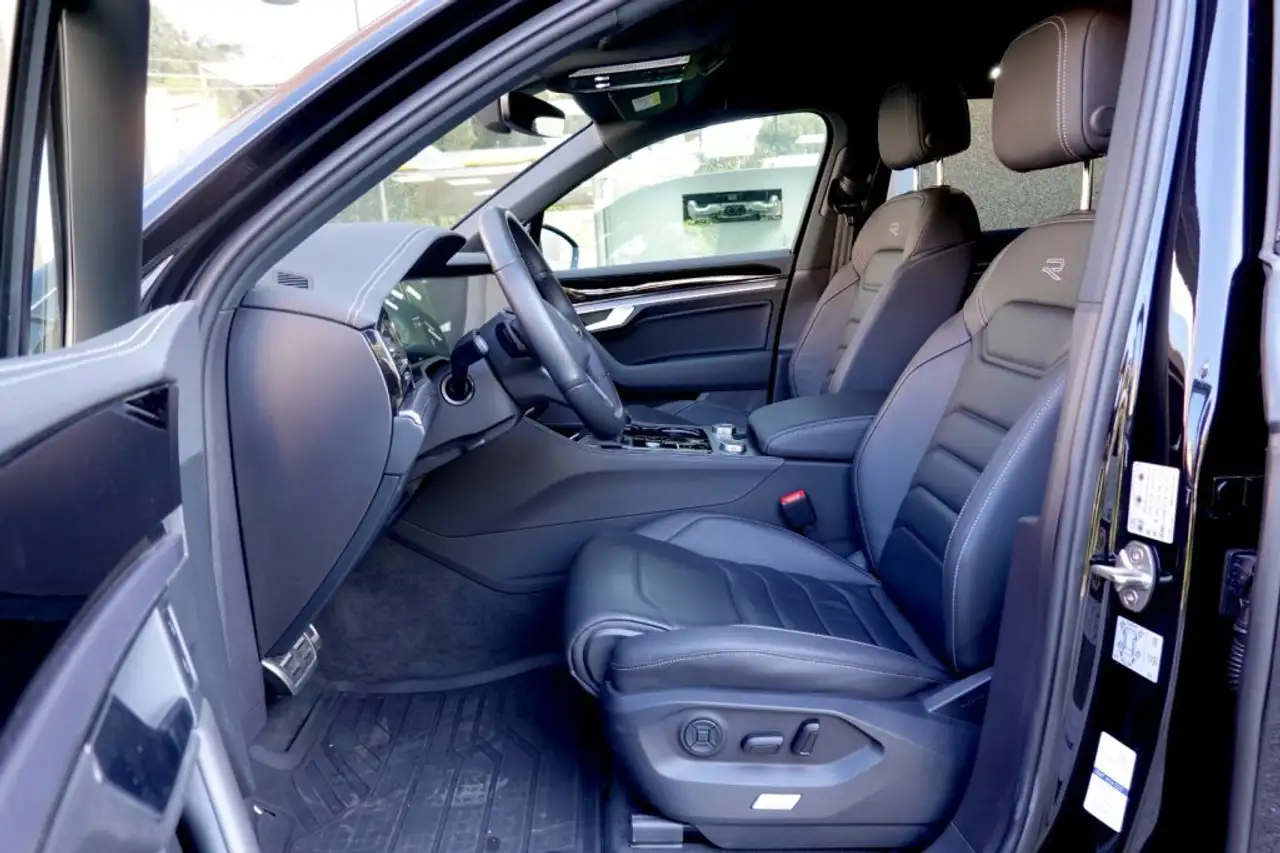 Volkswagen Touareg 3.0 V6 TDI SCR R-Line CERCHI DA 22"-GANCIO TRAINO 10