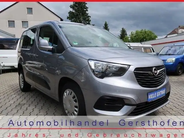 Opel Combo Life 1.5 D Start/Stop Rollstuhl Behindertenfahrzeug