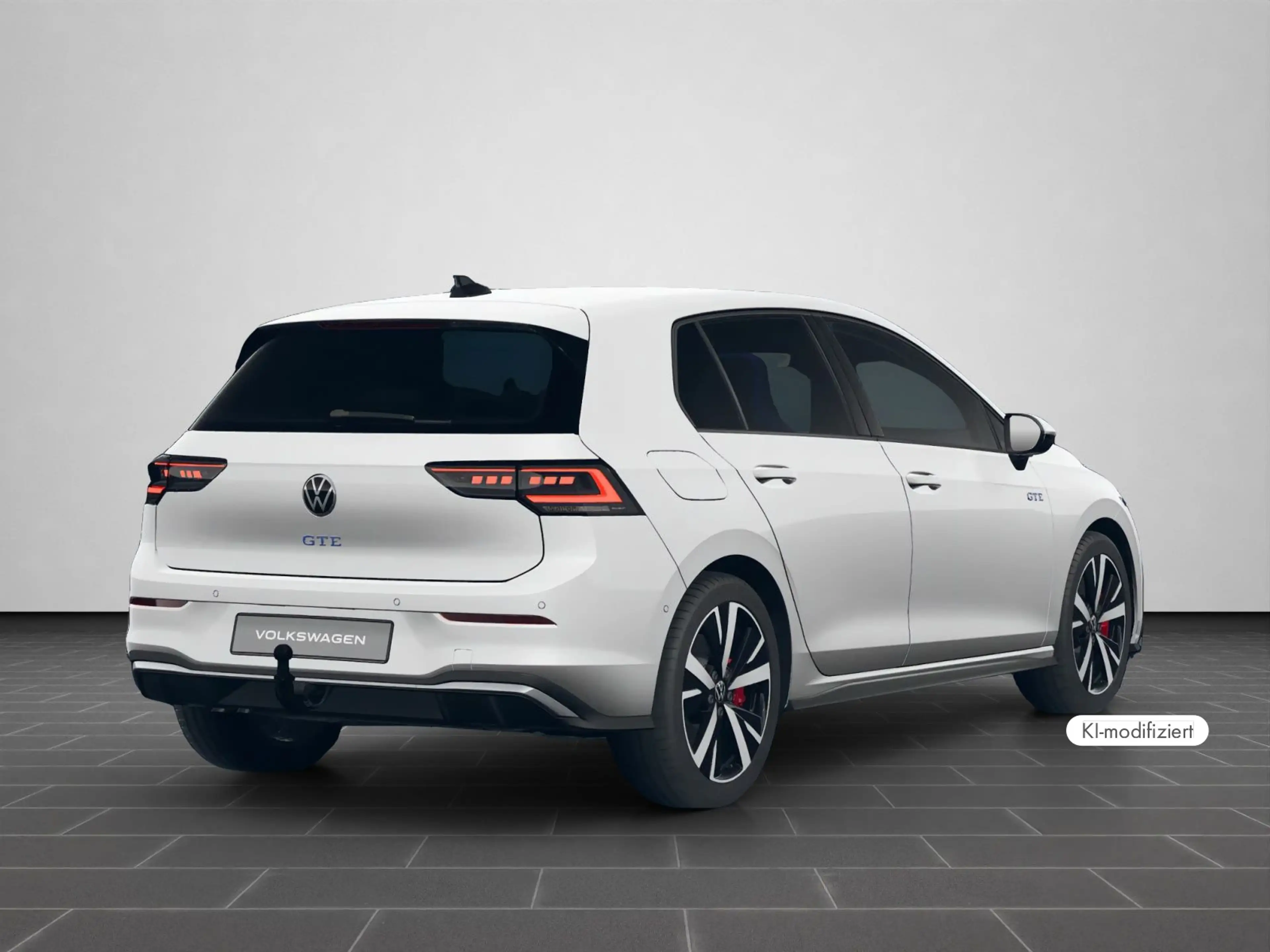 Volkswagen Golf GTE GTE 1,5 TSI eHybrid DSG | 18" in Schwarz/gl — photo 4