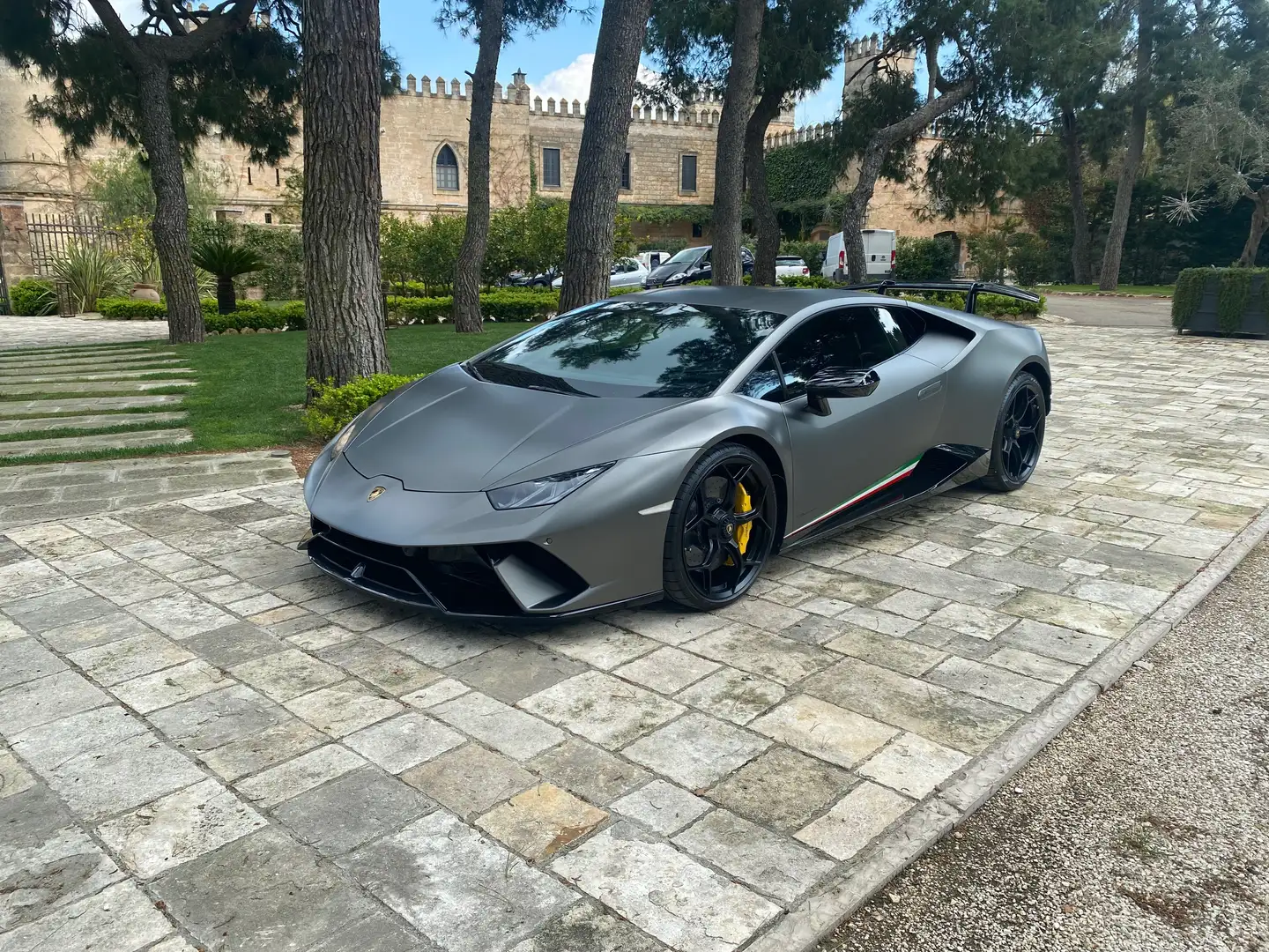 Lamborghini Huracán Huracan Coupe 5.2 Performante 640 awd Grijs - 1