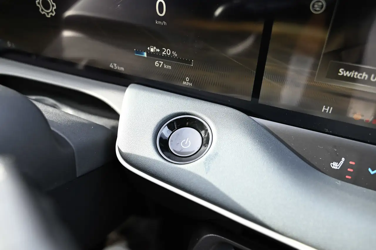 Nissan Leaf снимка Nissan Leaf