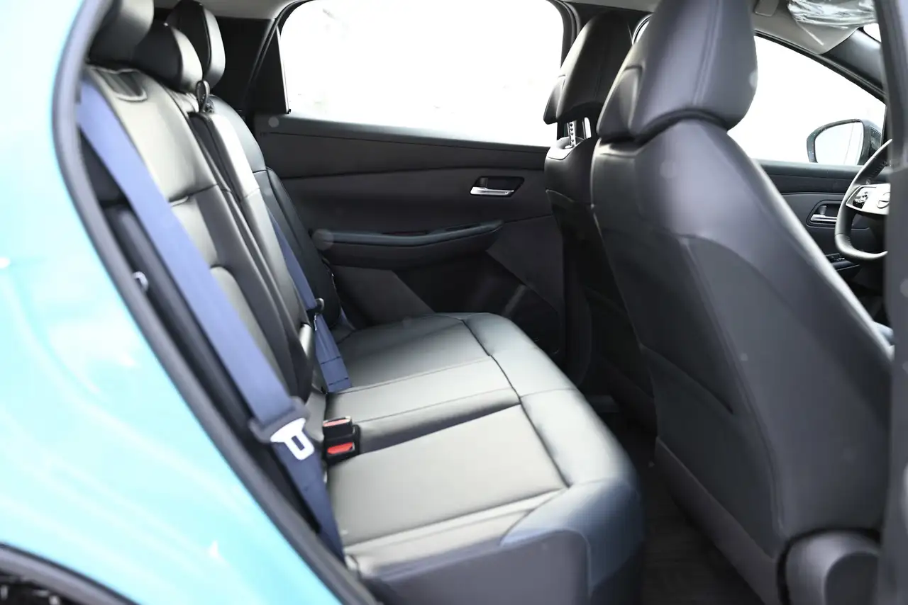 Nissan Leaf снимка Nissan Leaf