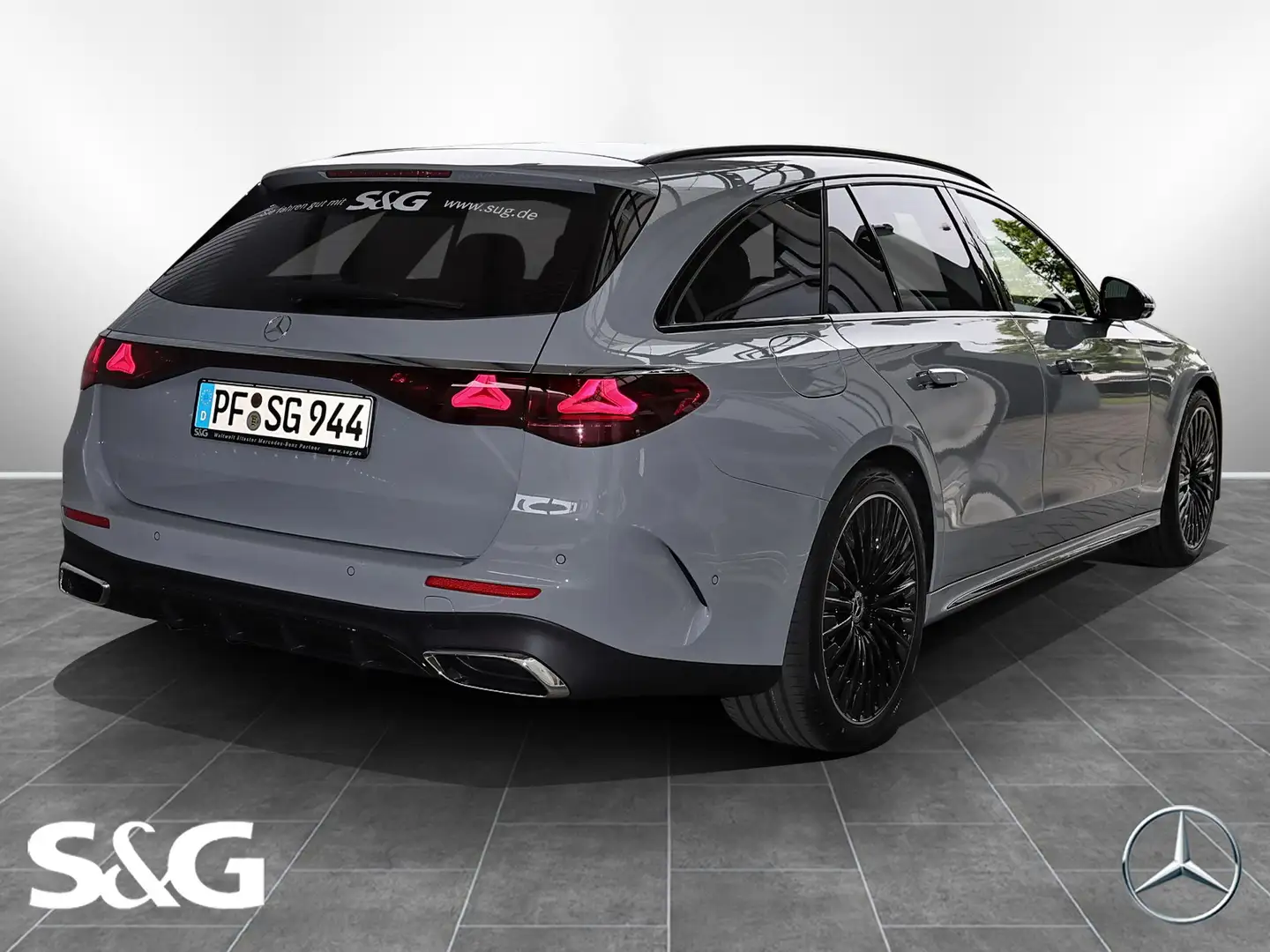 Mercedes-Benz E 220 d T 4M AMG MBUX+360°+DIG-LED+Pano+AHK+HuD+ Grau - 2