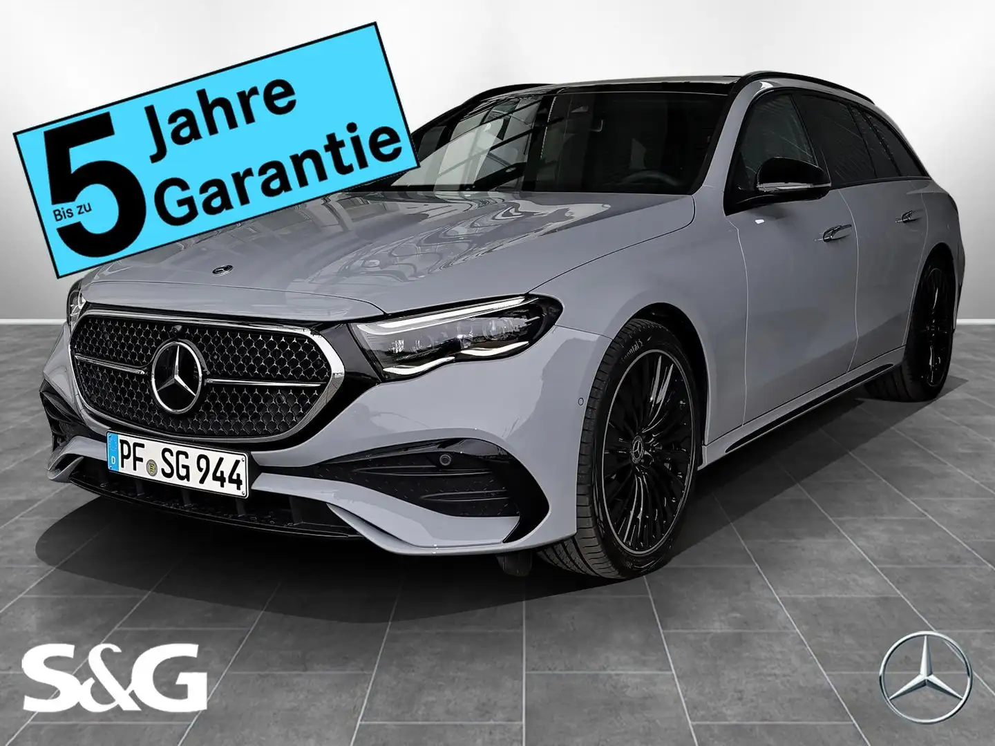 Mercedes-Benz E 220 d T 4M AMG Distronic+360°+LED+Pano+AHK+HuD Grau - 1