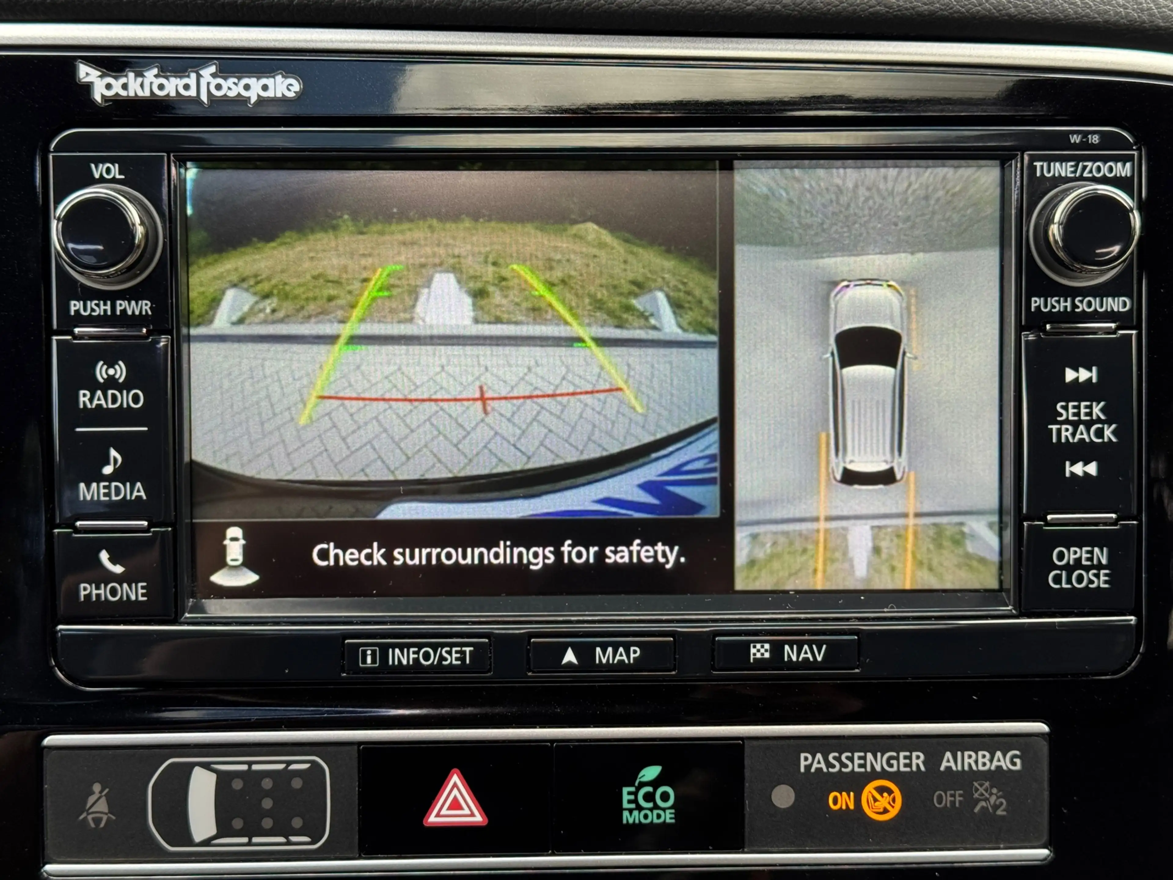 Mitsubishi Outlander 2.4 PHEV Instyle | Schuifdak | Dodehoek assistent — photo 14