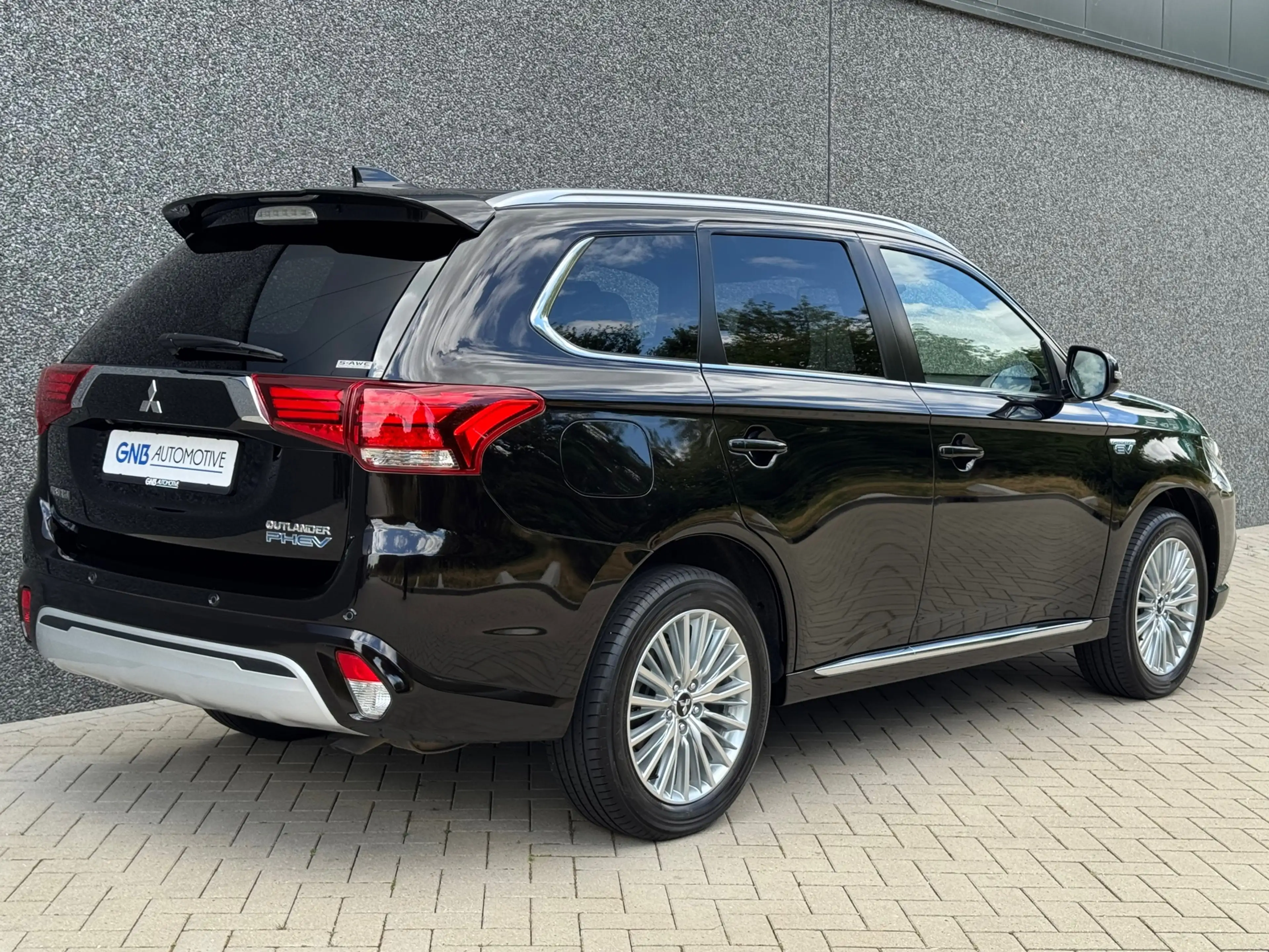 Mitsubishi Outlander 2.4 PHEV Instyle | Schuifdak | Dodehoek assistent — photo 7