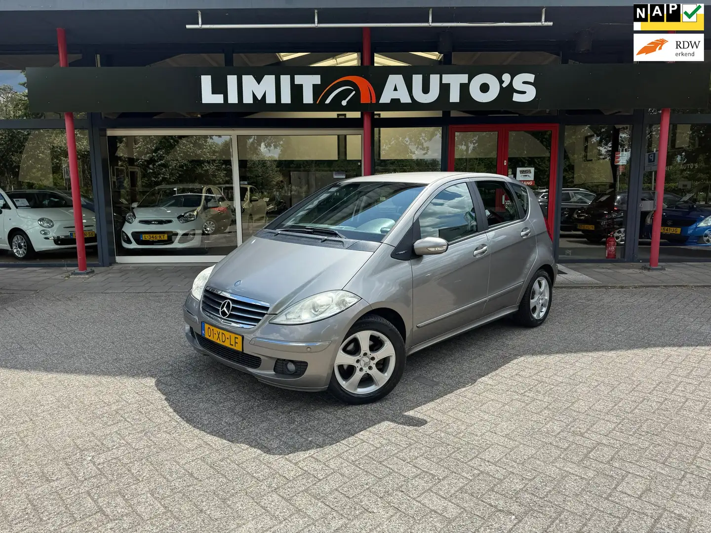 Mercedes-Benz A 150 Avantgarde Airco/Aut/Pdc/Cruise/Pdc/Nap/Apk Grijs - 1