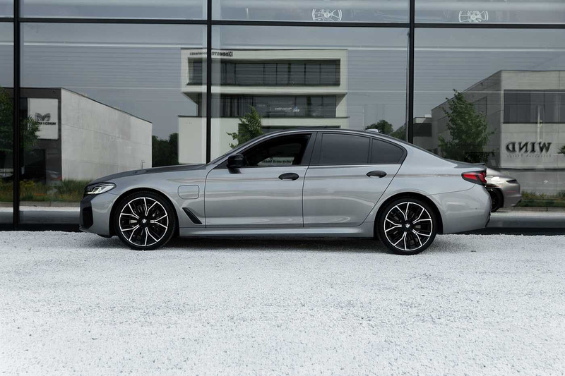 BMW 545 Berline xDrive Hybrid HUD Laser Only 12800 KM! — photo 6