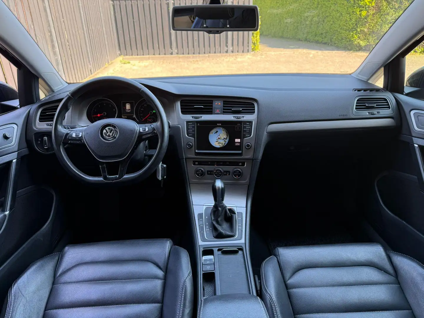 Volkswagen Golf 1.0 TSI Comfortline AUT LEER CAMERA Bleu - 2