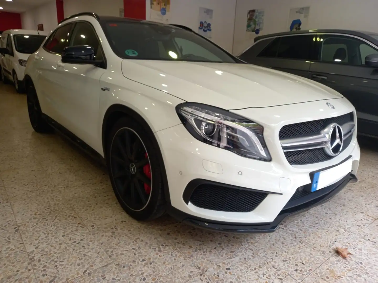 Mercedes-Benz GLA 45 AMG 4Matic 360 Aut. Blanco - 1