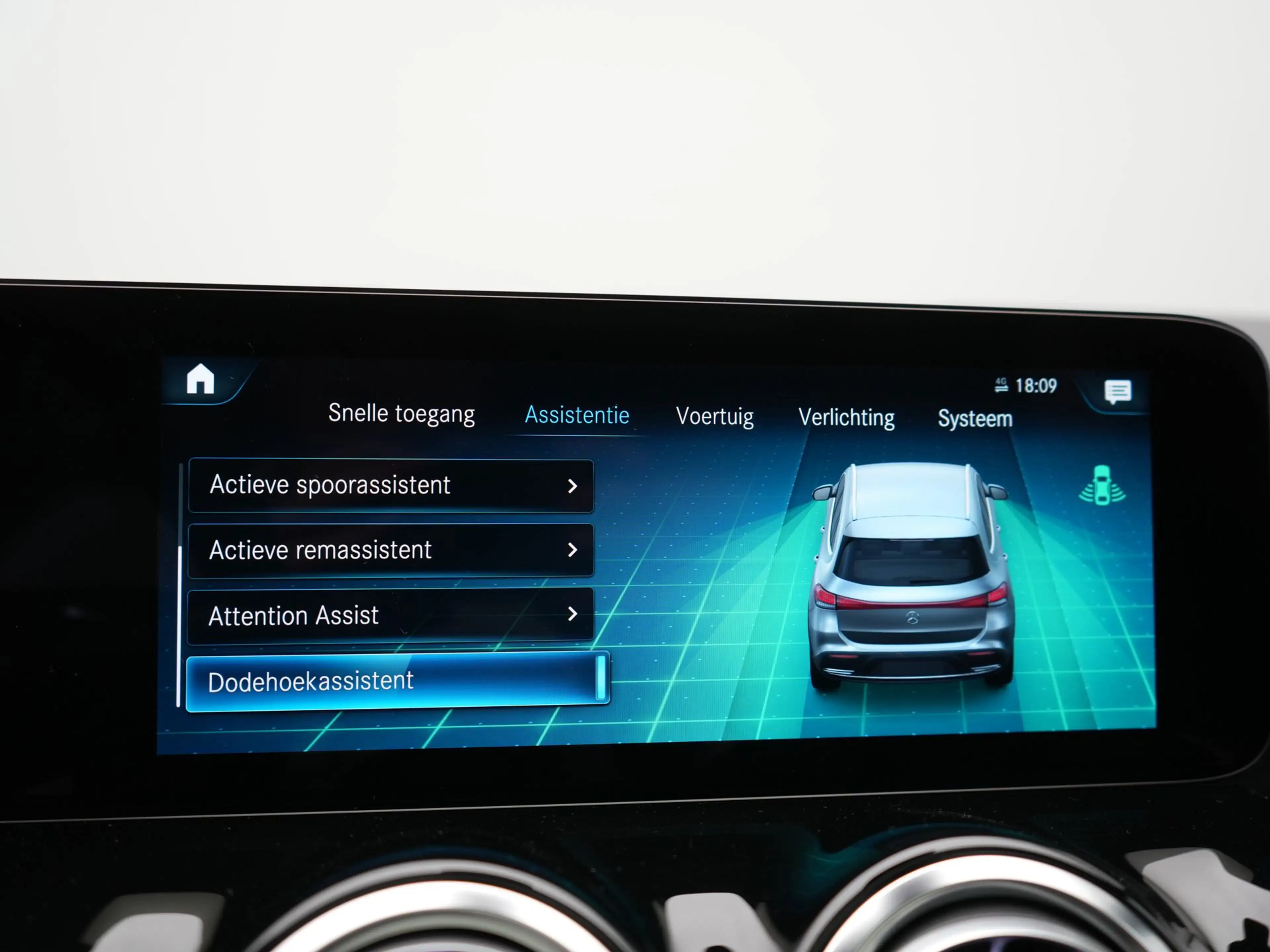 Mercedes-Benz EQA 250 AMG Line 67 kWh 190pk Dealer O.H. | Panodak | Came — photo 37