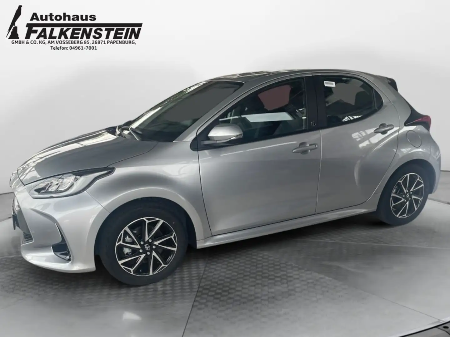 Toyota Yaris Hybrid 1.5 VVT-i Team Deutschland - 2
