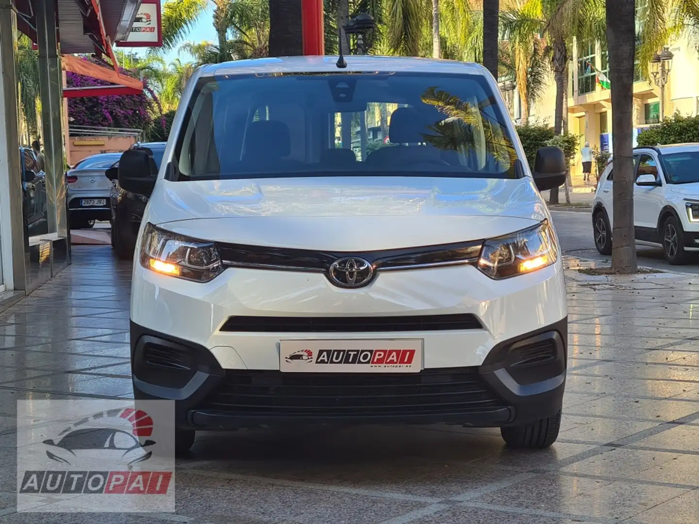 Toyota Proace Combi L0 1.5D 6pl. 100 Blanc - 2