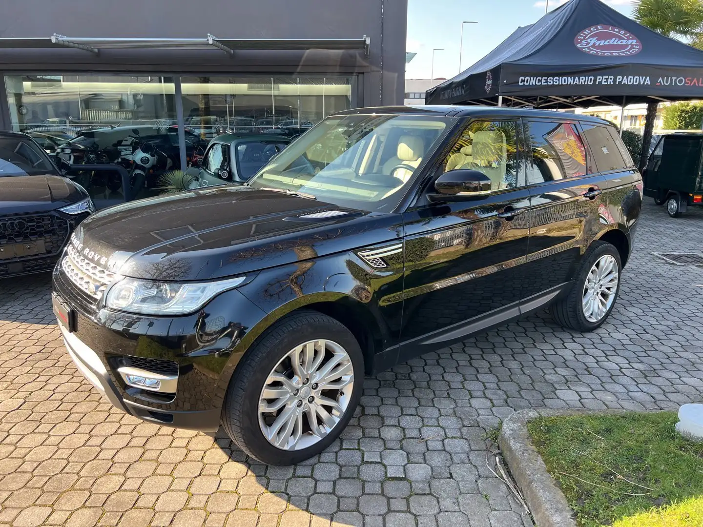 Land Rover Range Rover Sport 3.0 TDV6 HSE Nero - 1