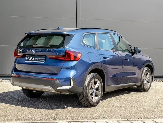 BMW X1 view 2