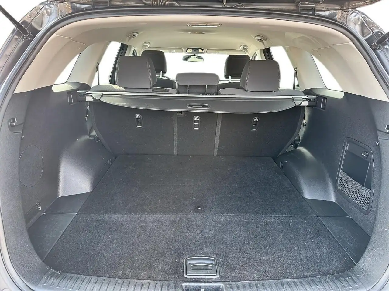 Kia Sorento снимка Kia Sorento