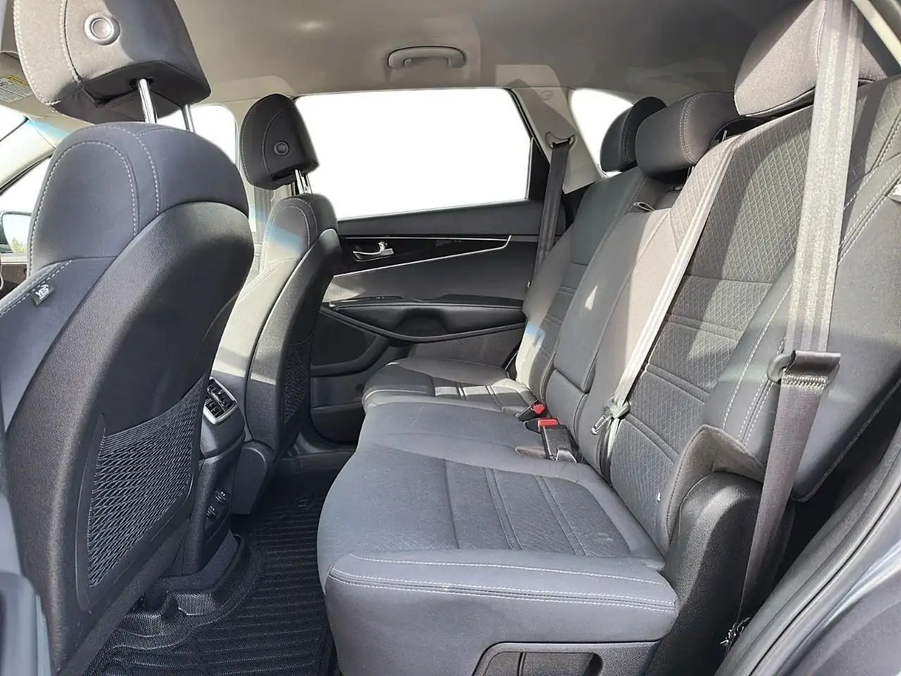 Kia Sorento снимка Kia Sorento