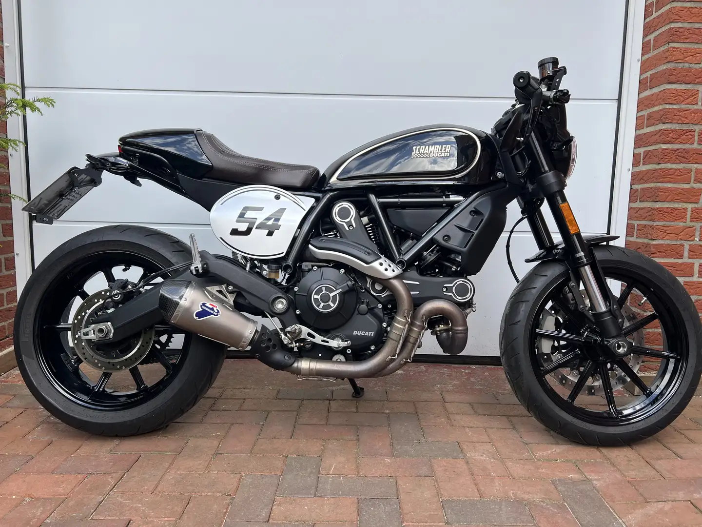Ducati Scrambler Cafe racer - 1