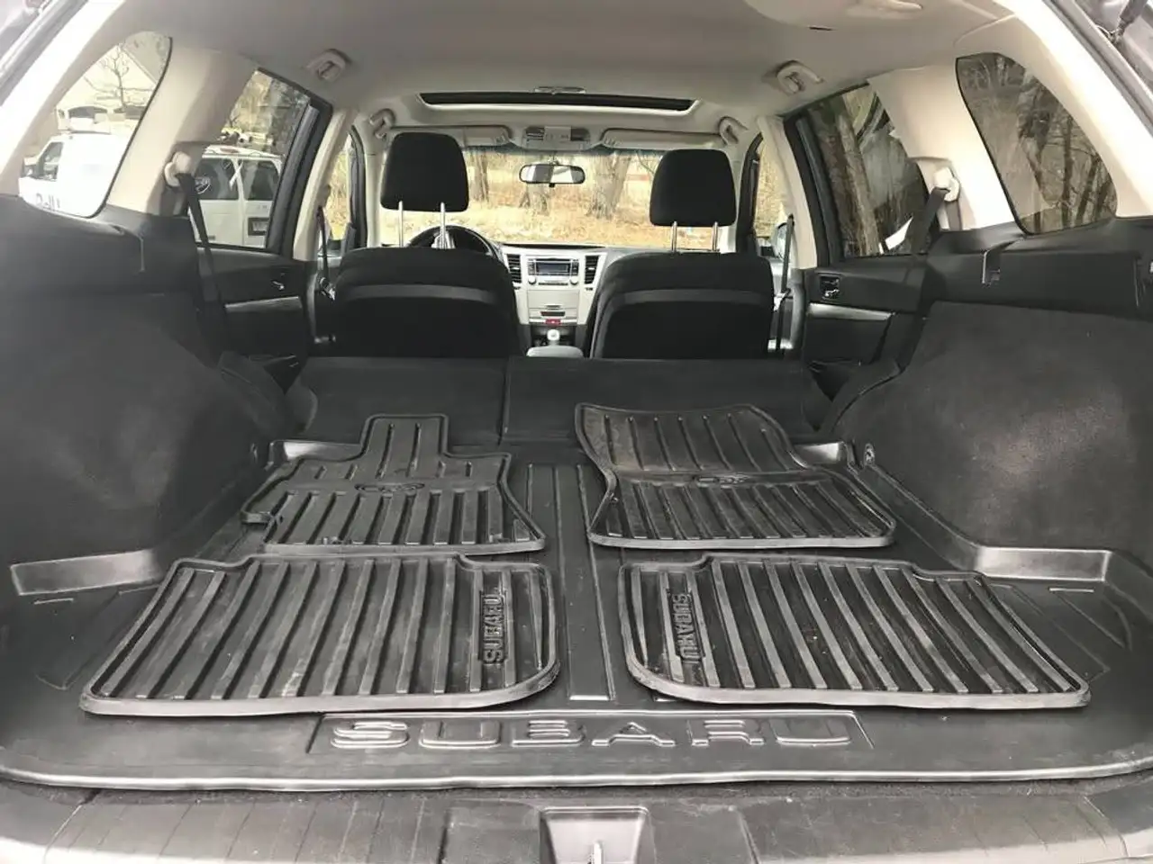 Subaru OUTBACK fotografie Subaru OUTBACK