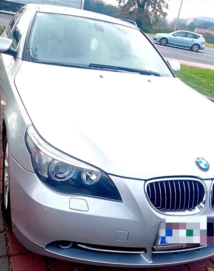 BMW 523 523i Aut. Срібний - 1