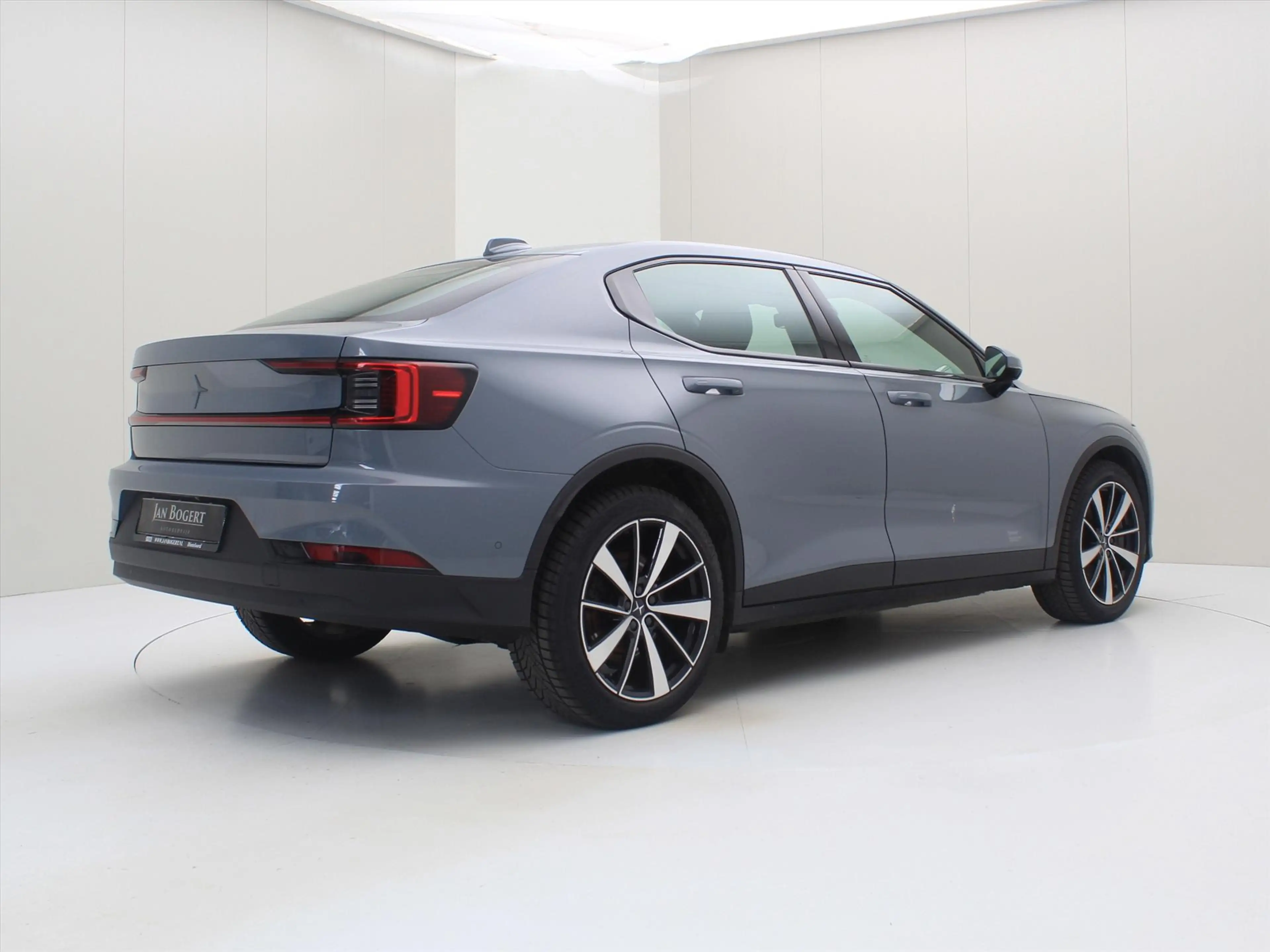 Polestar 2 Long Range Single Motor 231PK 93% SoH [ PILOT PACK — photo 3