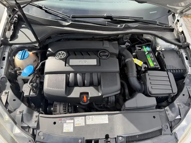Volkswagen Golf view 20