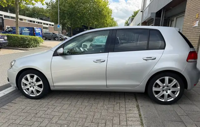 Volkswagen Golf view 13