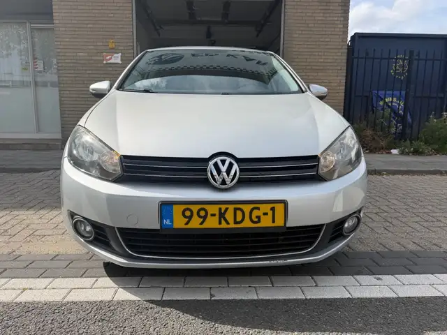 Volkswagen Golf view 4