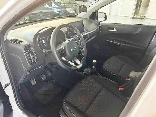 Kia Picanto view 7