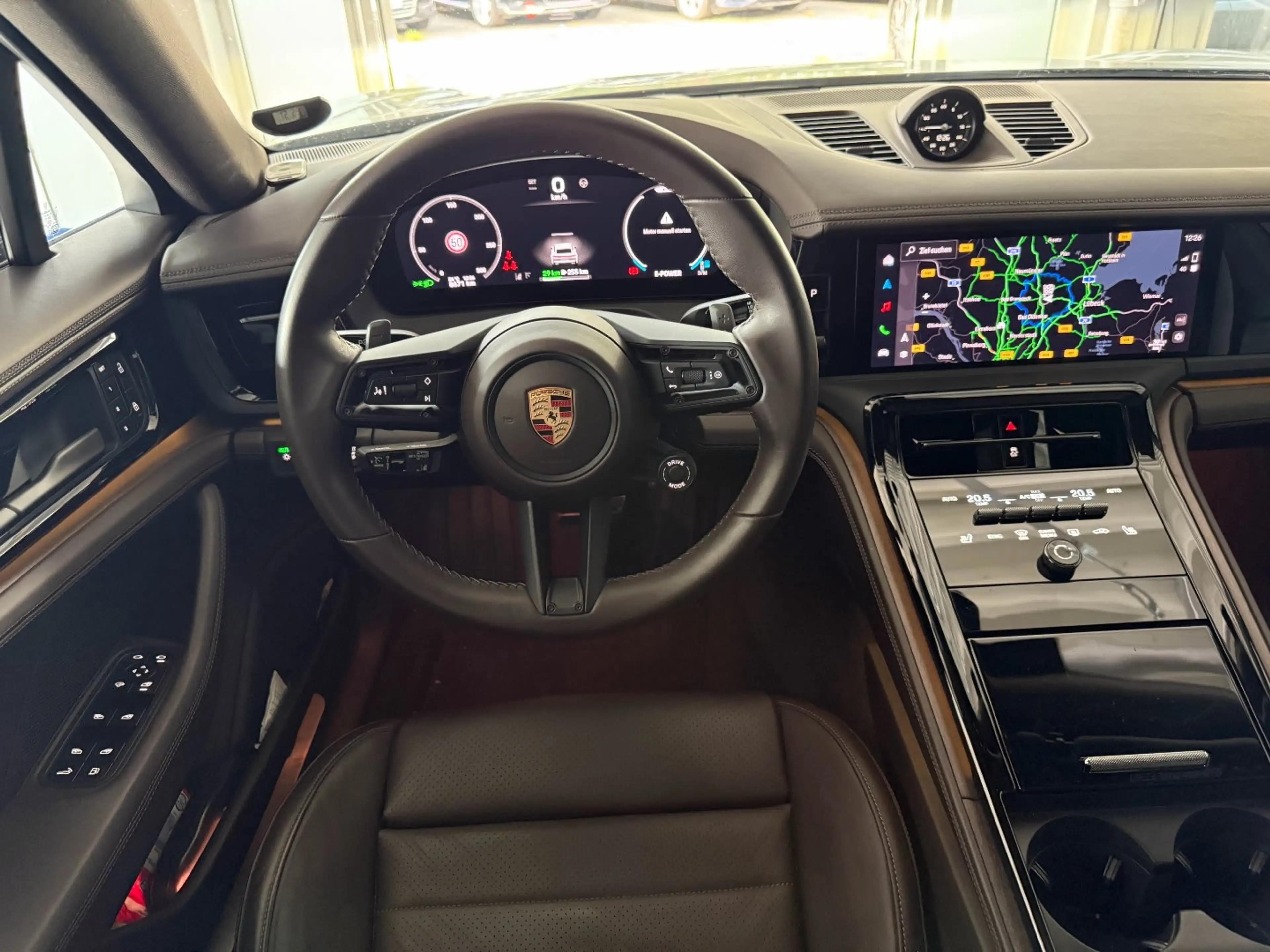 Porsche Panamera 4 E-Hybrid*Panorama*Head-up-Display — photo 10