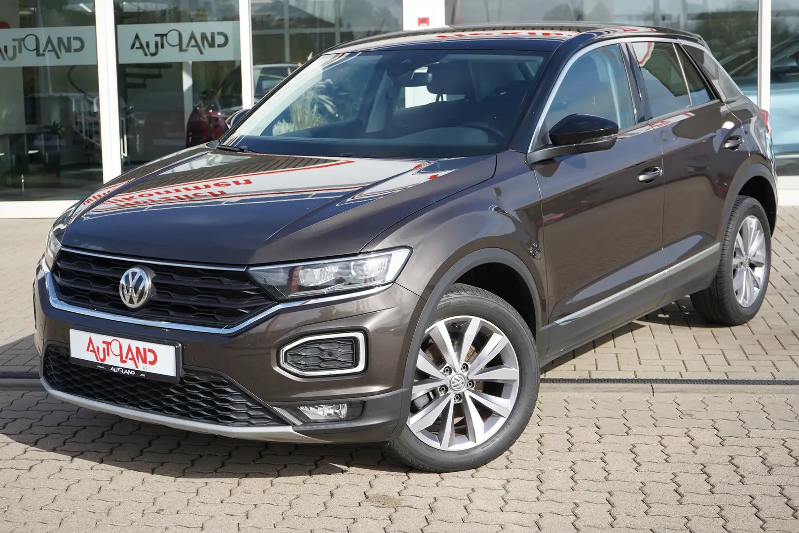 Volkswagen T-Roc 1.6 TDI Style LED Klima Navi ACC Bruin - 2